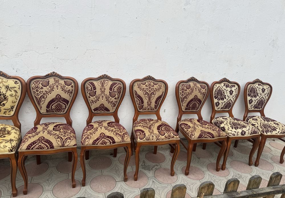Продам стулья 6 штук