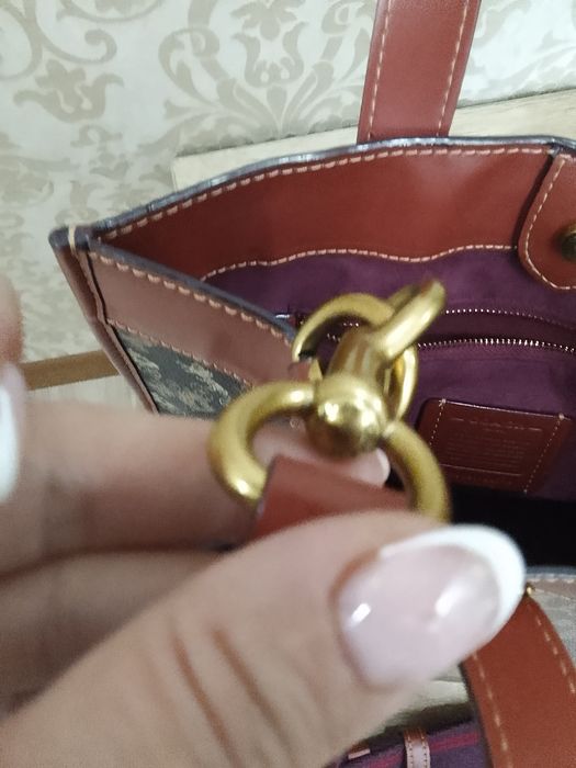 Продам сумку COUCH.