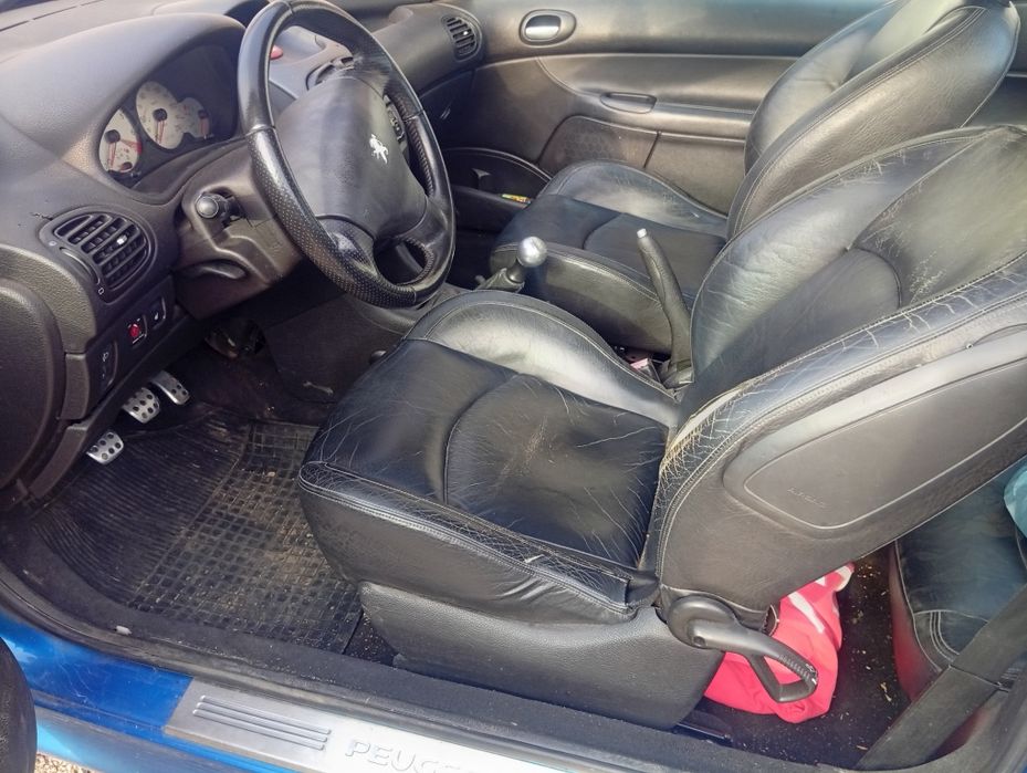 Vând Peugeot 206 CC acte valabile trage foarte bine