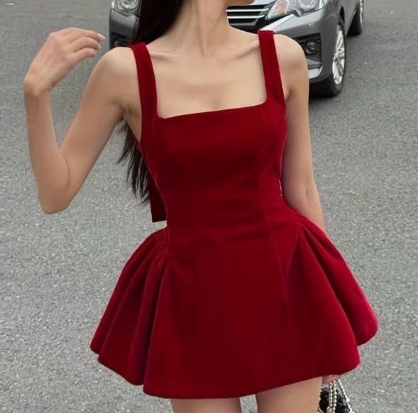 Платье вечерное