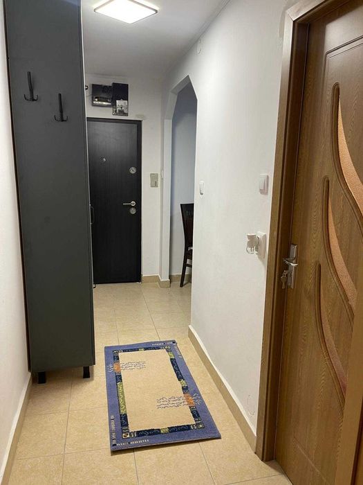 Vand apartament 2 camere