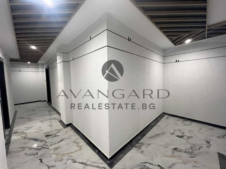 Продава се Двустаен апартамент в Пловдив, Остромила - 80 кв.м за 2059 €/кв.м - Снимка #7