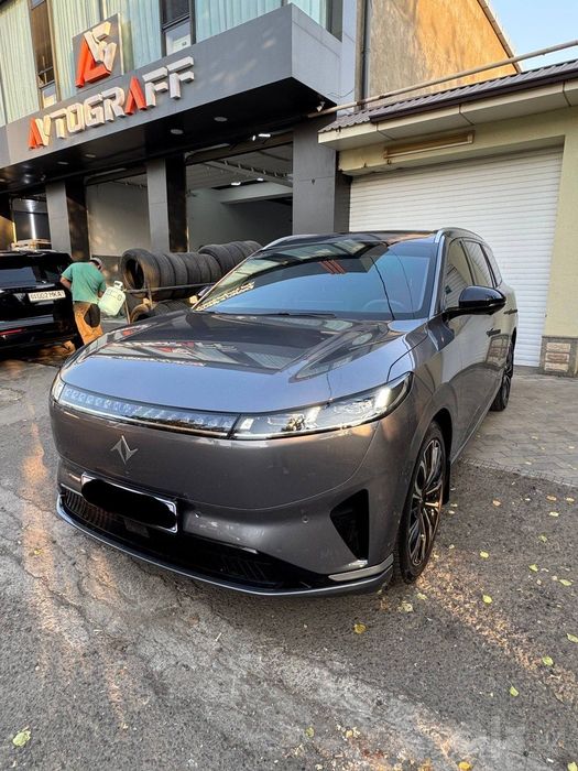 Dongfeng 008 Restayling Gibrid