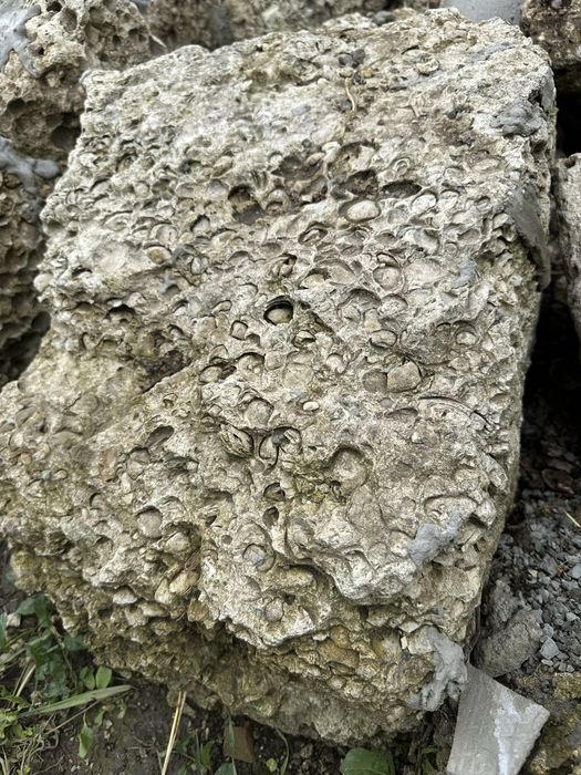 Pietre antice decorative de mari dimensiuni