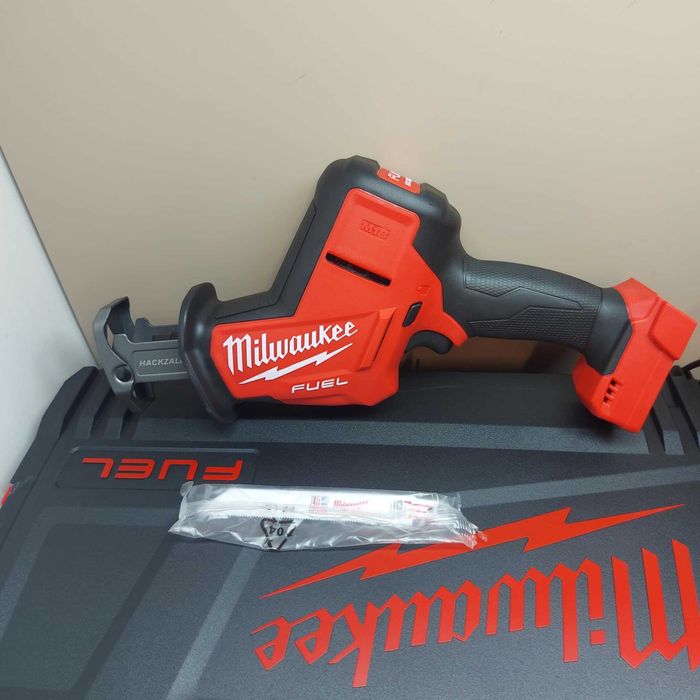 Акумулаторен саблен трион Milwaukee M18 FHZ-0X