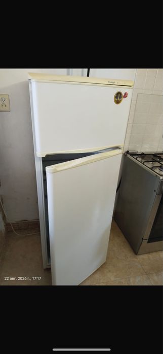 Продам холодильник