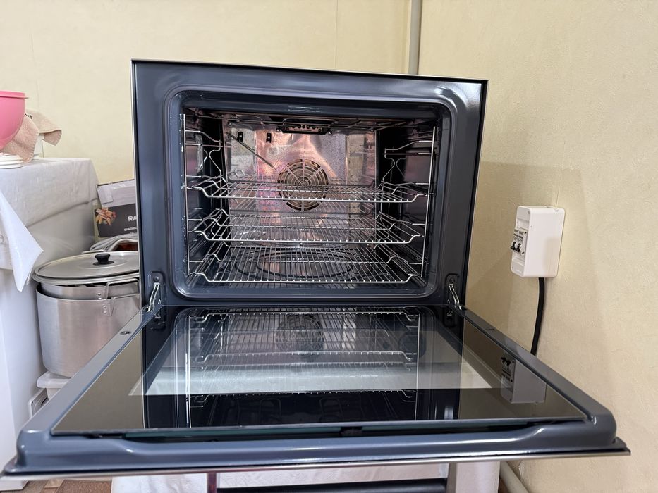 Smeg  печкасы сатылады.Көп пайдаланылған жоқ.