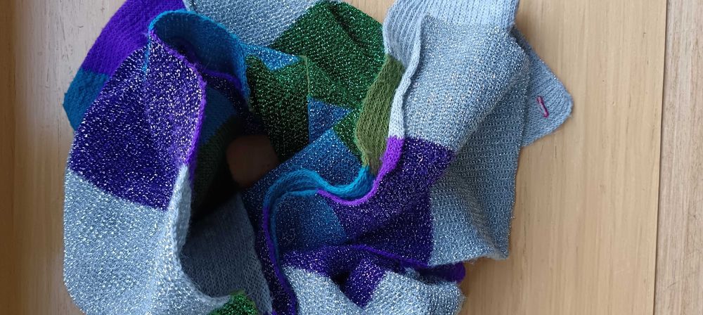 Miss Sixty оригинален зимен шал с блясък