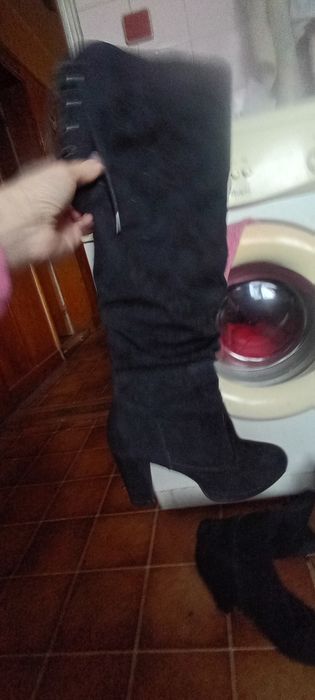 Страхотен модел велурени ботуши