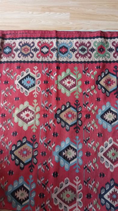 Поръчков чипровски килим - модел "Зелки"