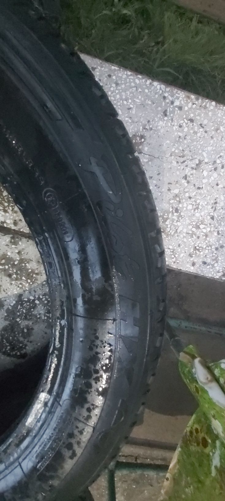 Гуми 215/55/16 Единични 16 цола гуми гр. Козлодуй • OLX.bg