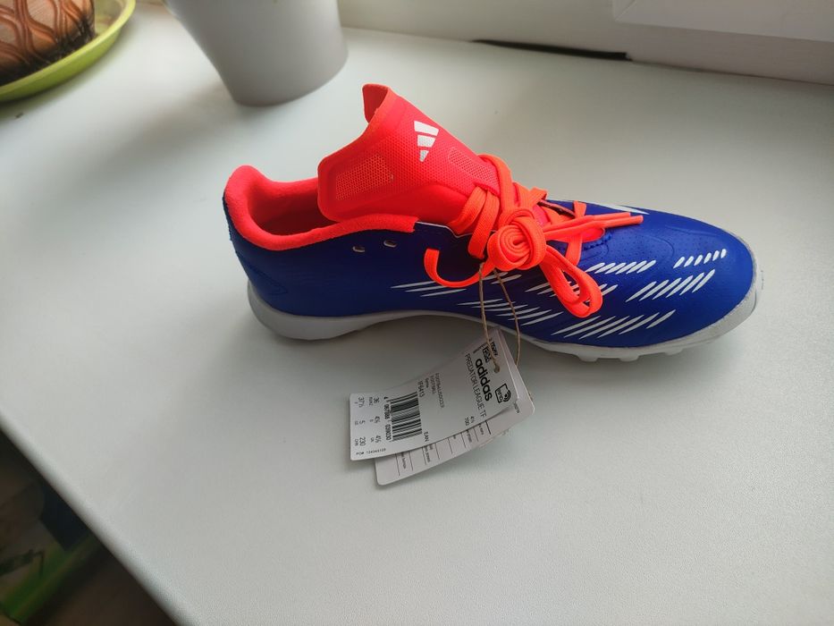 Сороконожки Adidas predator новые