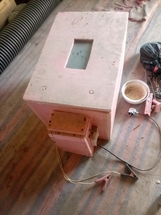 Инкубатир сотилади 500000