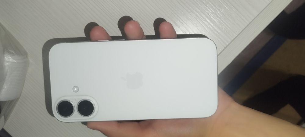 Айфон 16 128 гб акб 100%