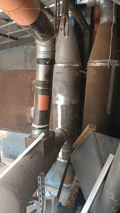 Продавам линия за производство на пелети на пелети състояща се от:

Пе