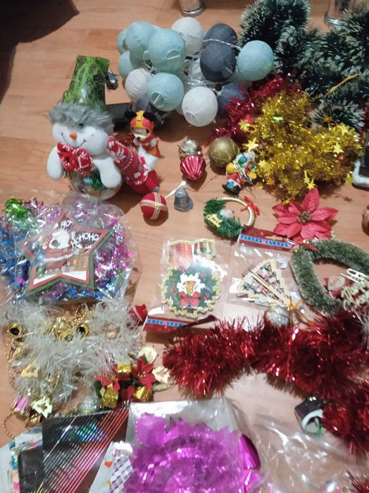 Коледни украшения за елха