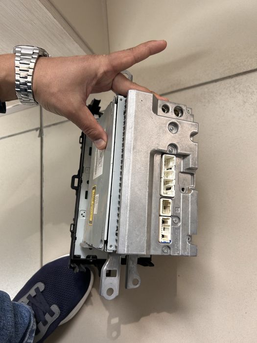 Магнитофон Toyota Corolla