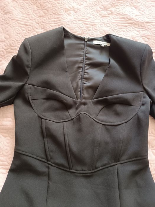Продам женские платья б/у 48р