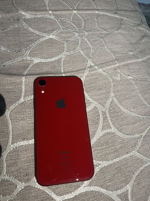 Продам айфон хр на 64 гб