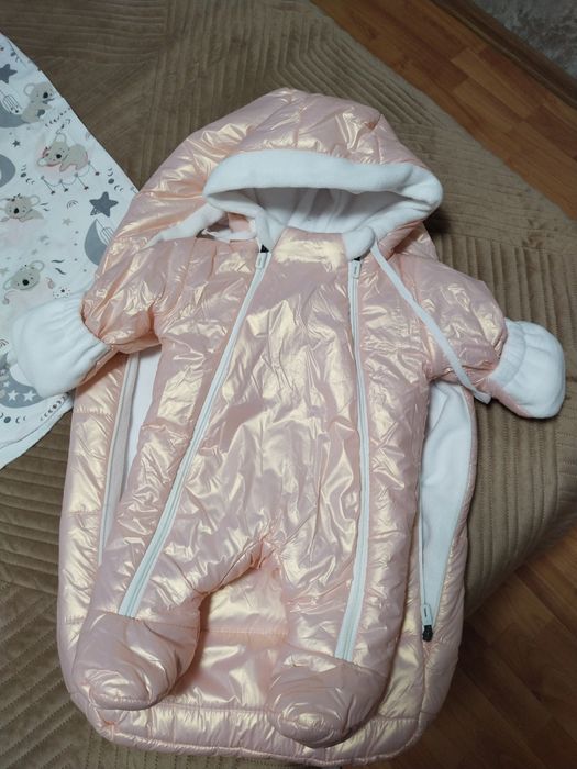 Продам  детский комбез на весну осень