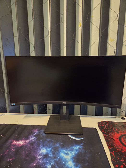 Monitor Aoc Ultrawide 34” Impecabil