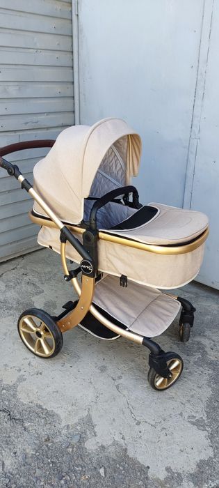 Продам коляску для Вашей булочки.