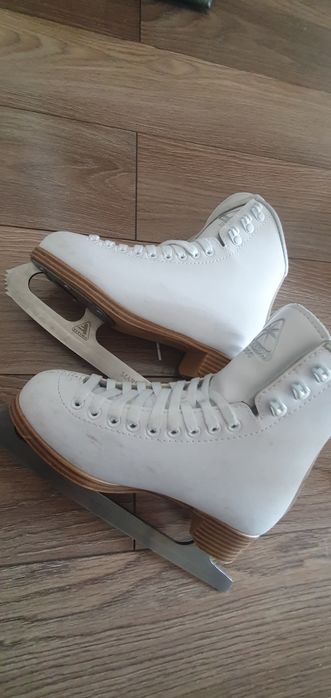 Коньки Jackson 200