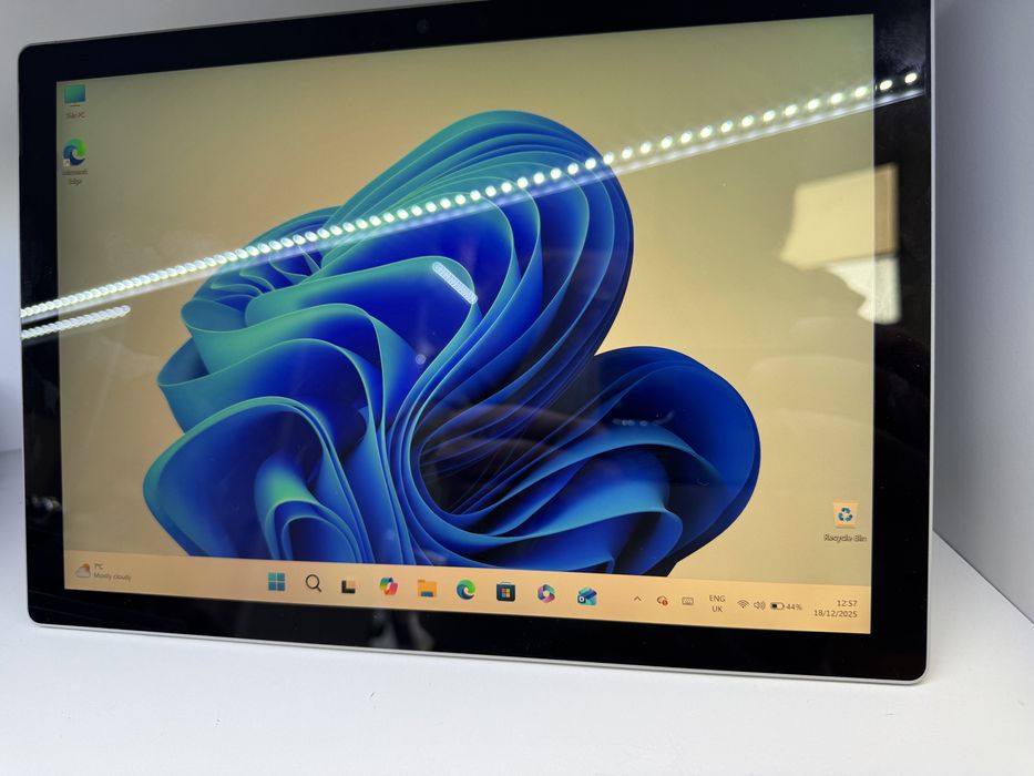 Microsoft Surface Pro 7