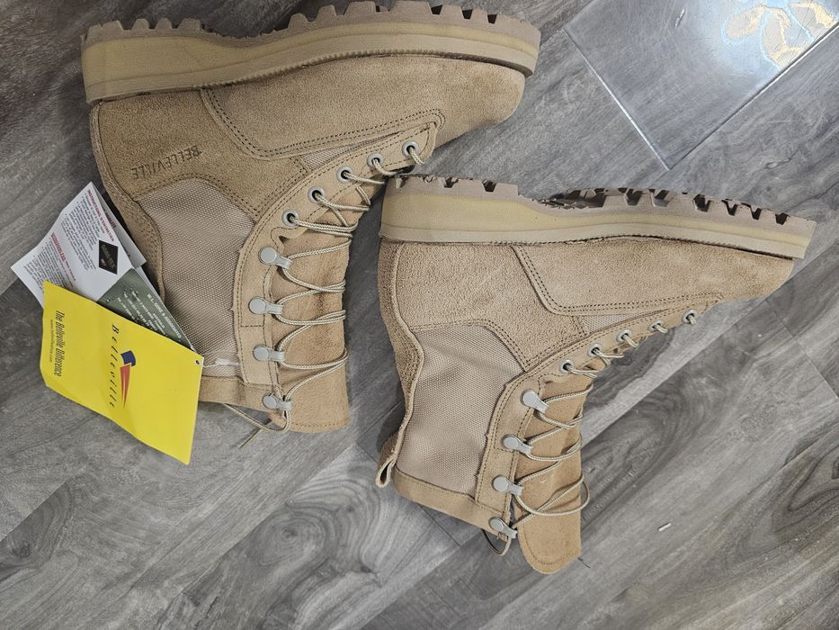 Bocanci militari Belleville nr 37, dimensiune talpic 24,5 cm.