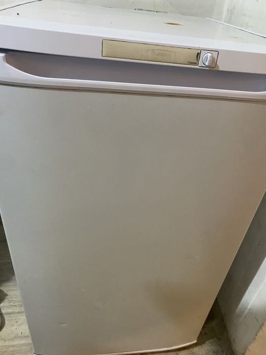 Продам мини холодильник