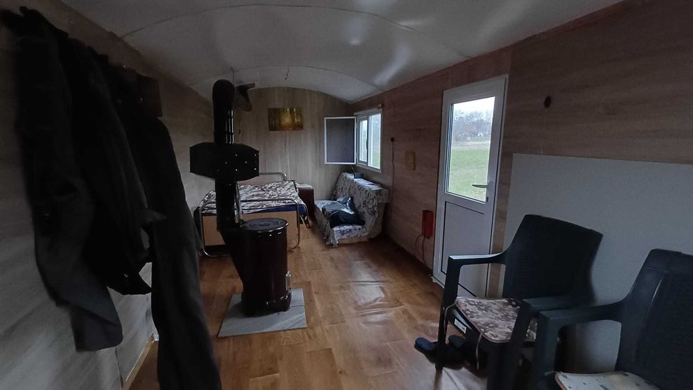 Уникална възможност! Продава се много запазен фургон на колела