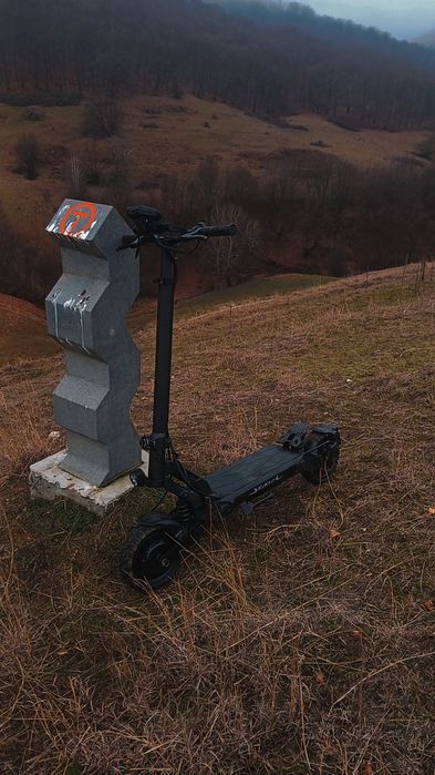 Trotinetă electrică KuKirin G2 Master – FULL BLACK, accesorii incluse