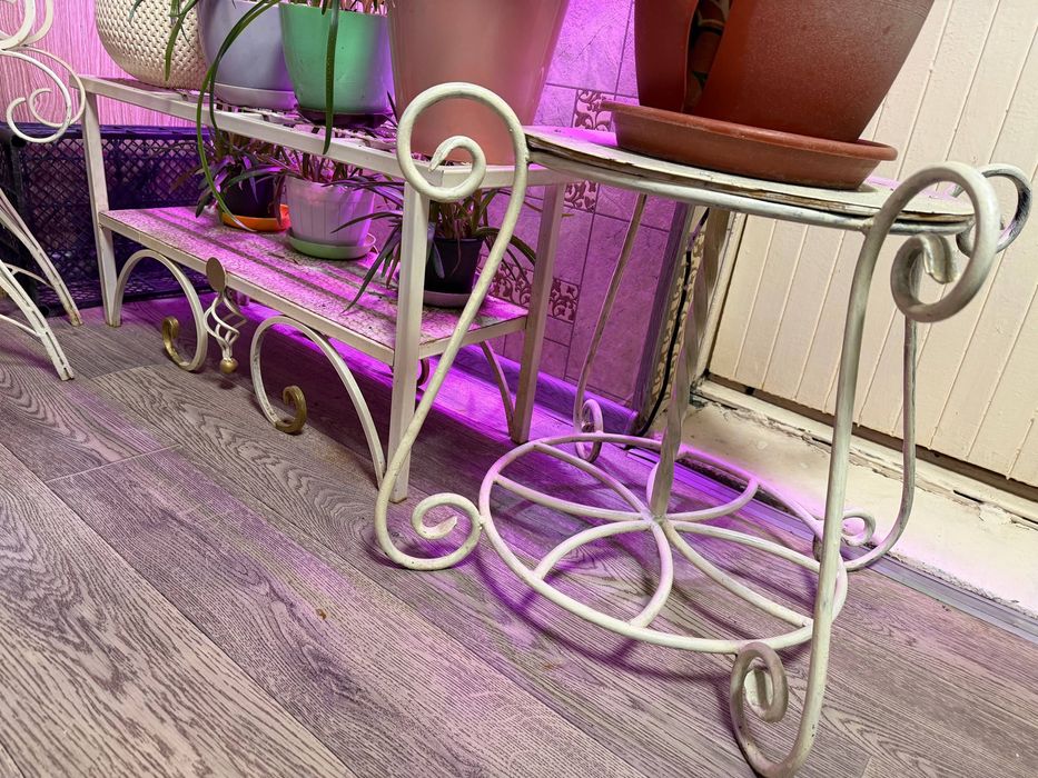 Продаю кованные подставки под цветы (ручная работа)