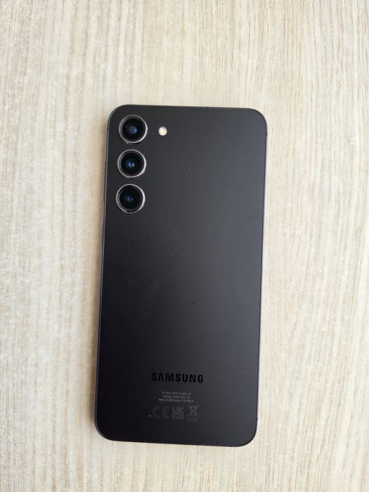 De vânzare Samsung galaxy S23 plus, dual SIM, 8 GB  RAM, 256 GB, 5G, Phantom  Black