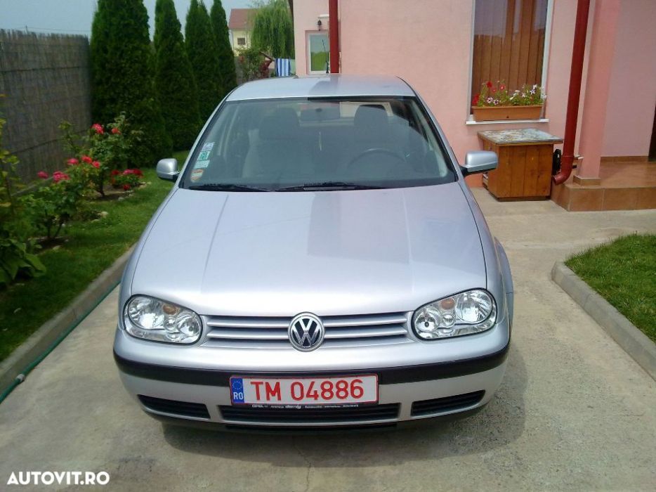 Volkswagen Golf 2002 benzină, 2.371 € — imagine 3