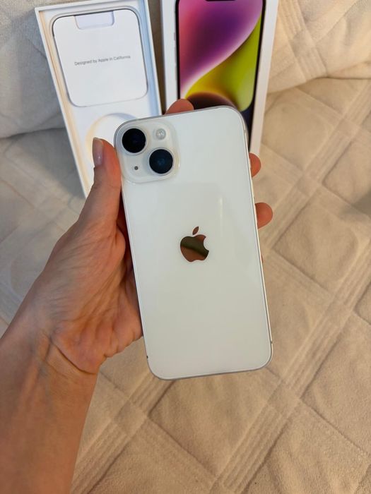Продам Iphone 14