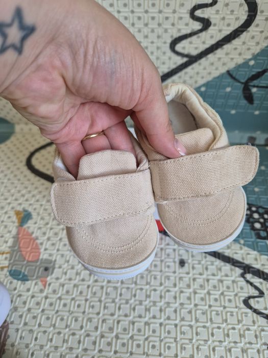 Чисто нови апрески Nike
Чисто нови апрески Nike и пантофки  lc