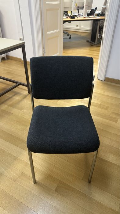 6 scaune / pentru masa / 30 lei/bucata