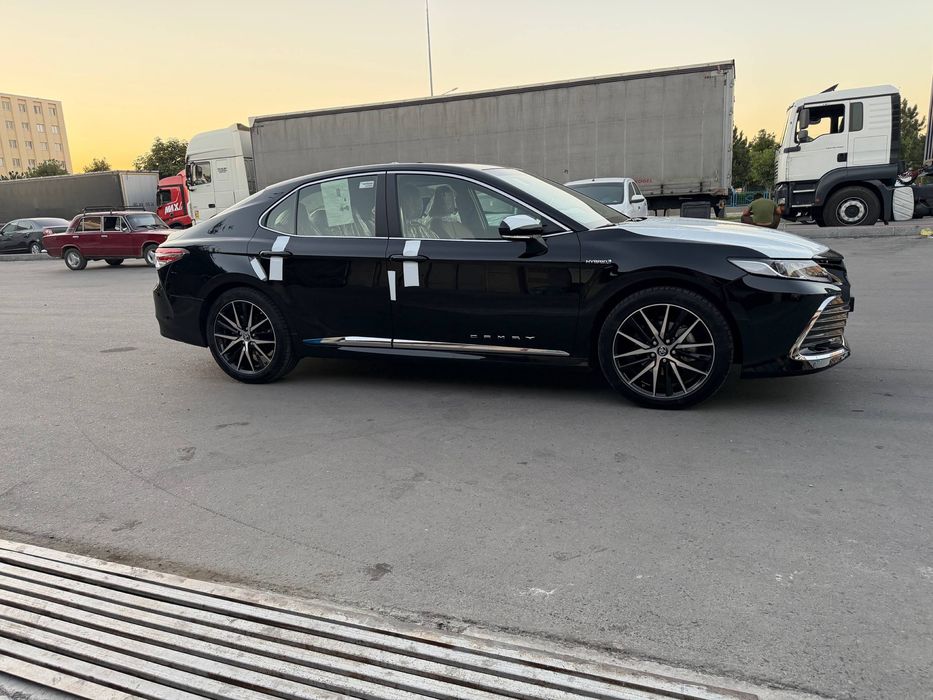 Toyota Camry Gibrid GLE