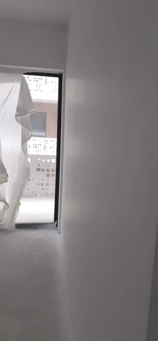 Glet, zugrăvit, șlefuit, parchet, tencuiala, baghete și cornise rigips