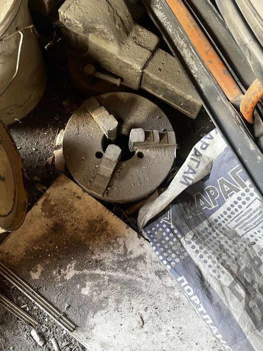 Продам Токарный патрон состояние б/у находимся джандосова яссауи