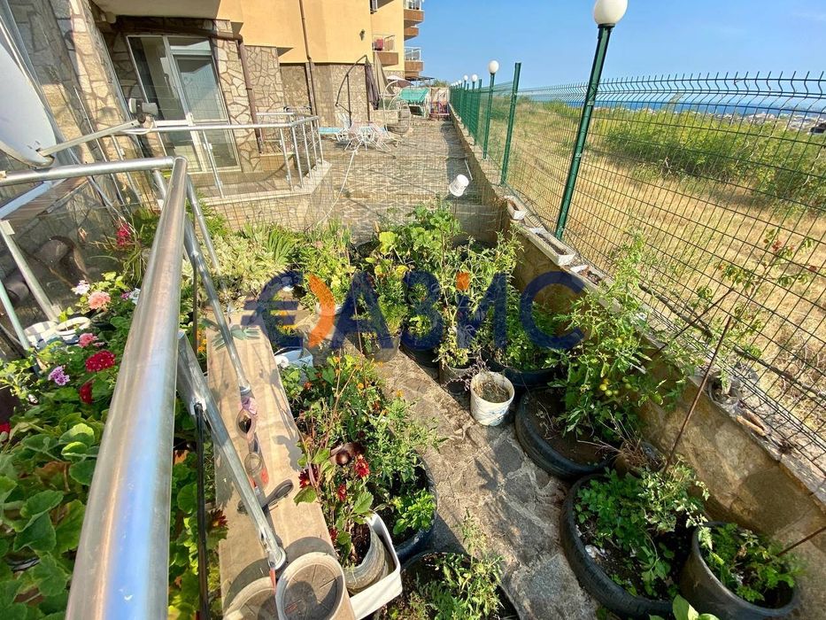 Продава се Двустаен апартамент в с. Кошарица, Област Бургас - 54 кв.м за 567 €/кв.м - Снимка #12