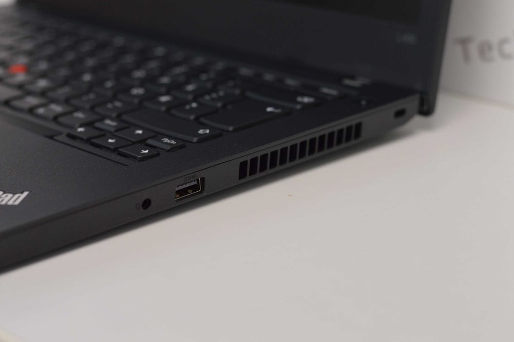 Lenovo ThinkPad L490 - Intel Core i3-8145U / 16GB RAM / 256GB SSD