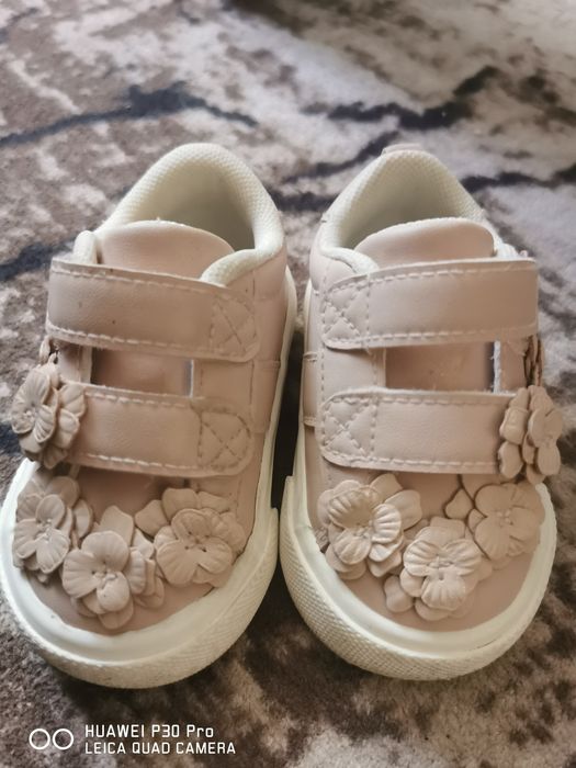 Бебешки обувки...