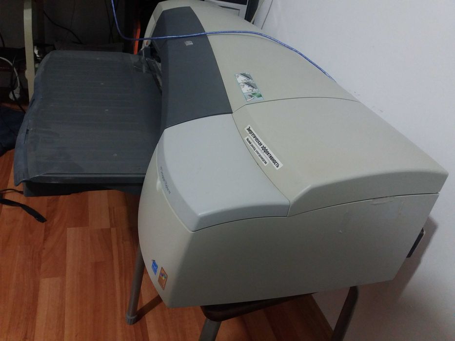 плоттер НР 110  для рулонной бумаги до формата А1