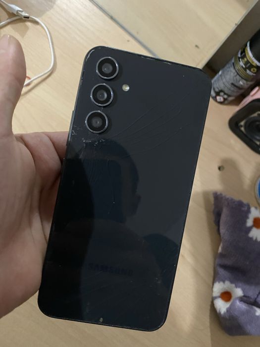Самсунг А54 В хорошом состояние