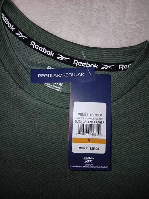 Из Америки, мужская спортивная футболка от бренда Reebok