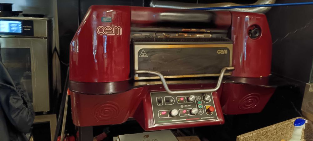 Професионална пещ за пици