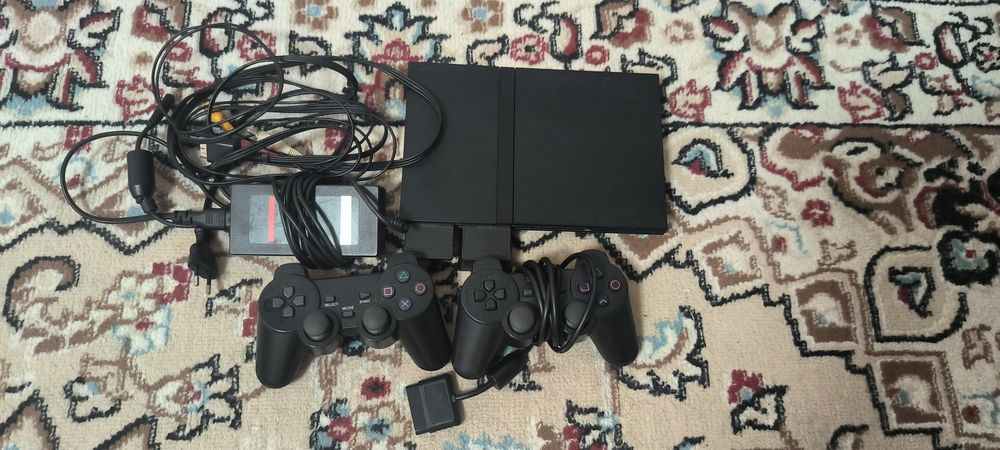 PlayStation 2 (В хорошем состоянии), торг возможен