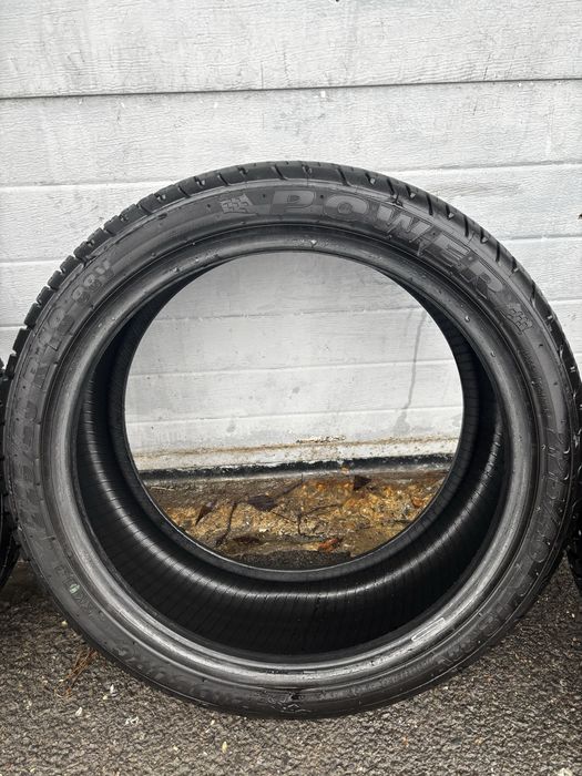 Vand 4 anvelope vara 225 40 18 profil 7 mm